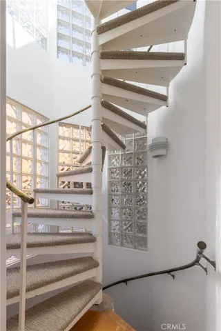 968 Acapulco Street, Laguna Beach, California 92651