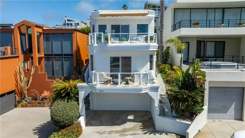 968 Acapulco Street, Laguna Beach, California 92651