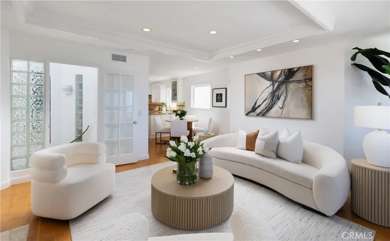968 Acapulco Street, Laguna Beach, California 92651