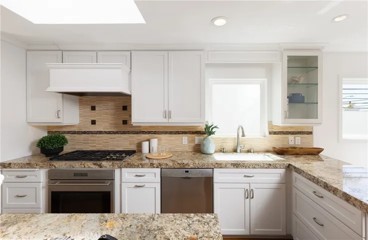 968 Acapulco Street, Laguna Beach, California 92651