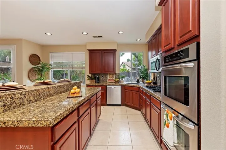 23480 Canterbury Way, Murrieta, California 92562