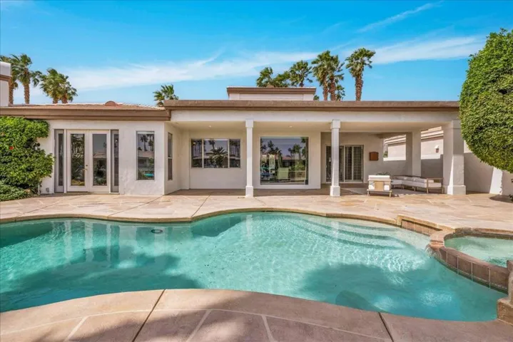 47620 Via Montigo - Spa and Pool