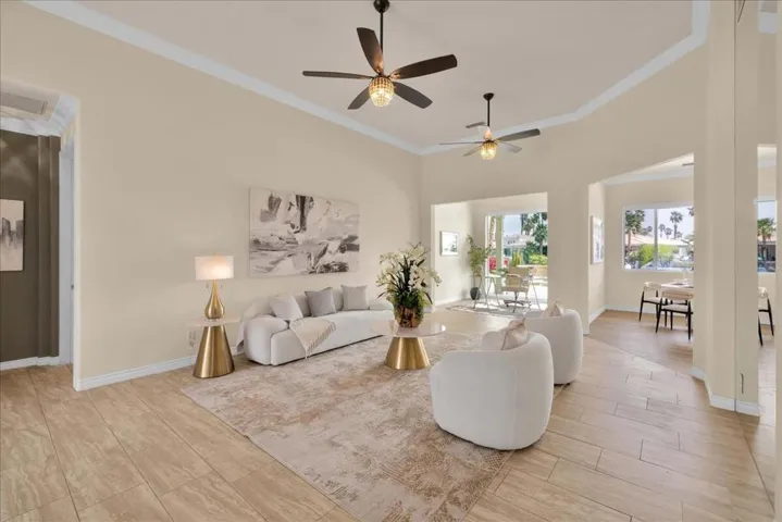 47620 Via Montigo - Living Room