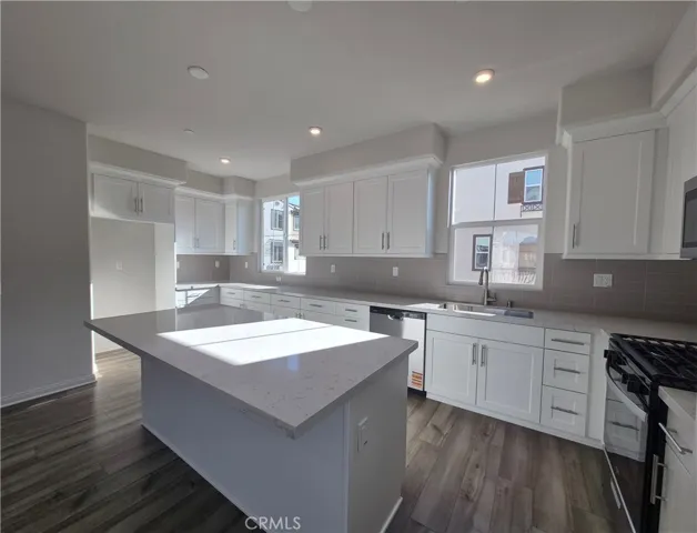 2137 Cumberland, Pomona, California 91766