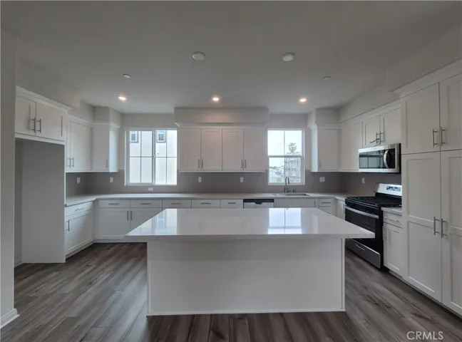 2137 Cumberland, Pomona, California 91766