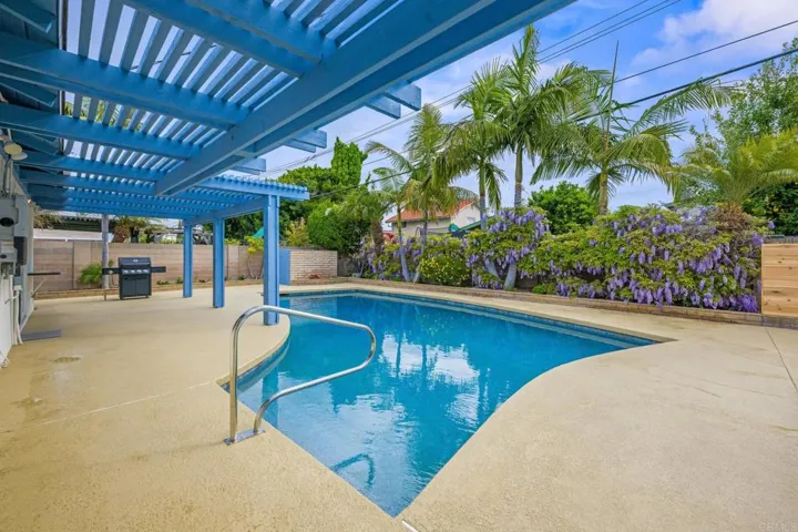 17148 Santa Catherine Street, Fountain Valley, California 92708