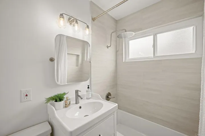17148 Santa Catherine Street, Fountain Valley, California 92708