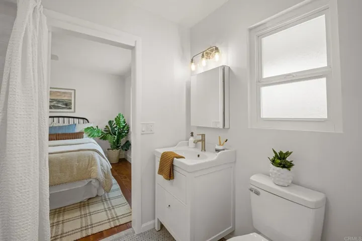 17148 Santa Catherine Street, Fountain Valley, California 92708