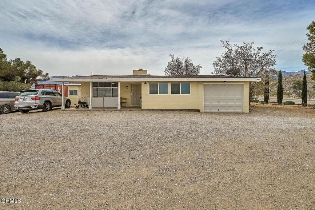 9125 Mesa Road, Lucerne Valley, California 92356 home-pic-0