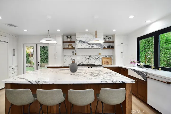 1233 Barclay Court, Westlake Village, California 91361