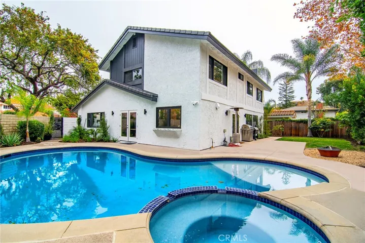1233 Barclay Court, Westlake Village, California 91361