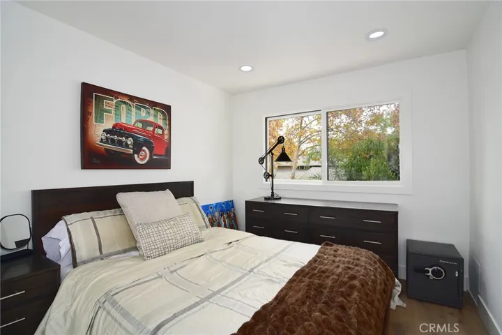 1233 Barclay Court, Westlake Village, California 91361