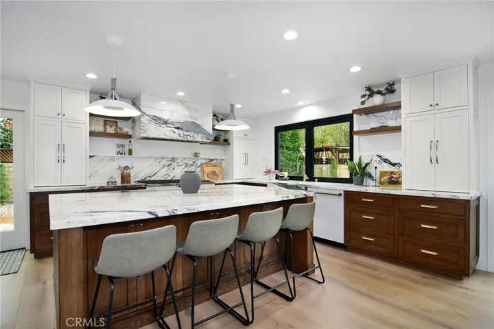 1233 Barclay Court, Westlake Village, California 91361