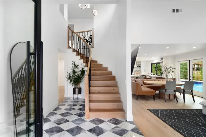 1233 Barclay Court, Westlake Village, California 91361