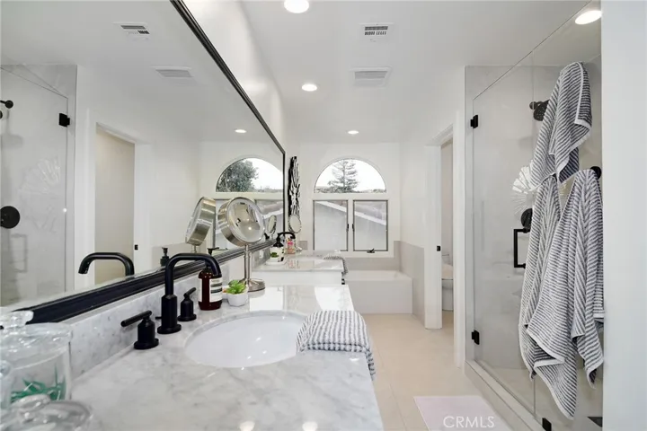 1233 Barclay Court, Westlake Village, California 91361