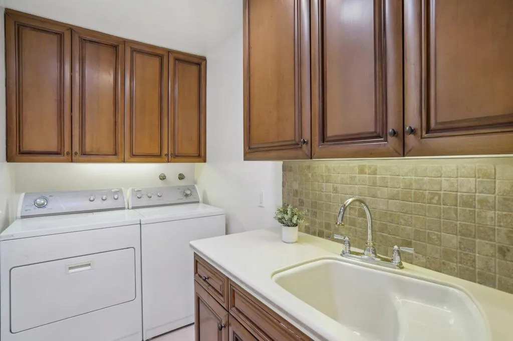 1 Exeter Court, Rancho Mirage, California 92270 home-pic-28