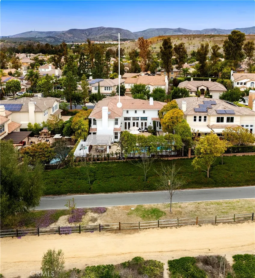 14 Ivy Glen, Irvine, California 92620 home-pic-2