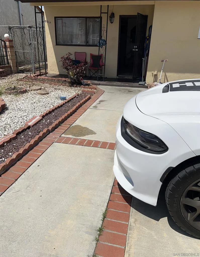 612 Cardiff St., San Diego, California 92114 home-pic-5