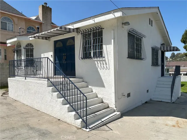 3391 Scarboro Street, Los Angeles, California 90065, 3 Bedrooms Bedrooms, ,3 BathroomsBathrooms,Residential,For Sale,Scarboro,SW25068673