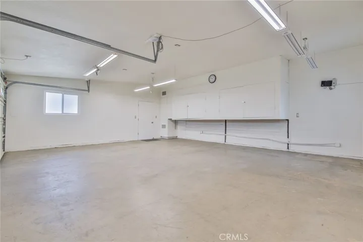 Garage 24x28      Approximately 700  Square Feet