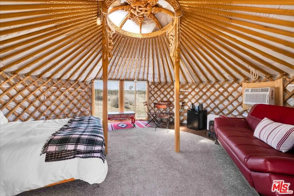 62200 Skyline Drive, Joshua Tree, California 92252 home-pic-34