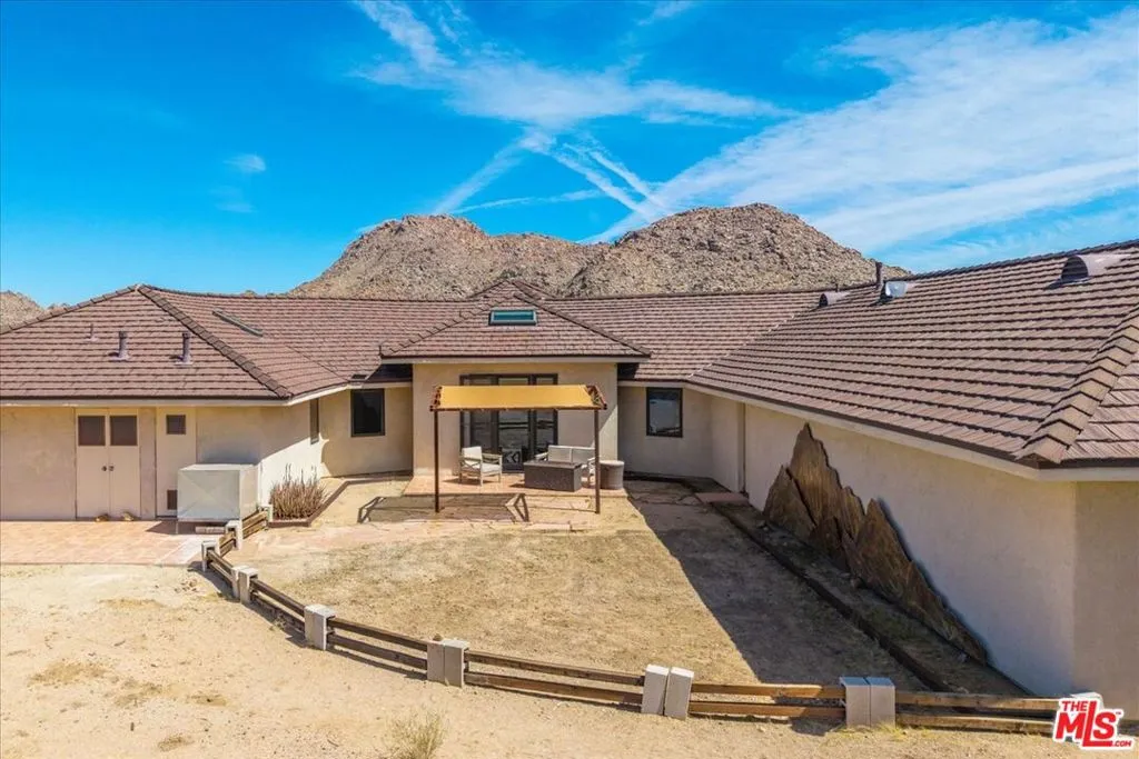 62200 Skyline Drive, Joshua Tree, California 92252 home-pic-3