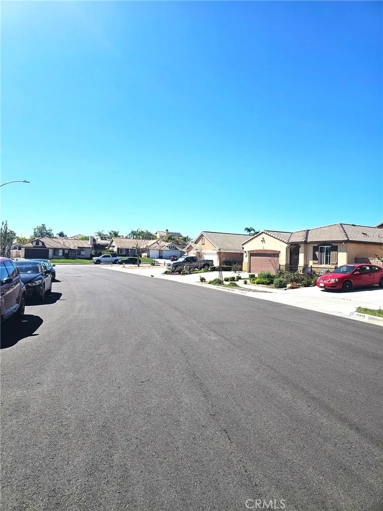 31908 Constellation Drive, Menifee, California 92586 home-pic-1