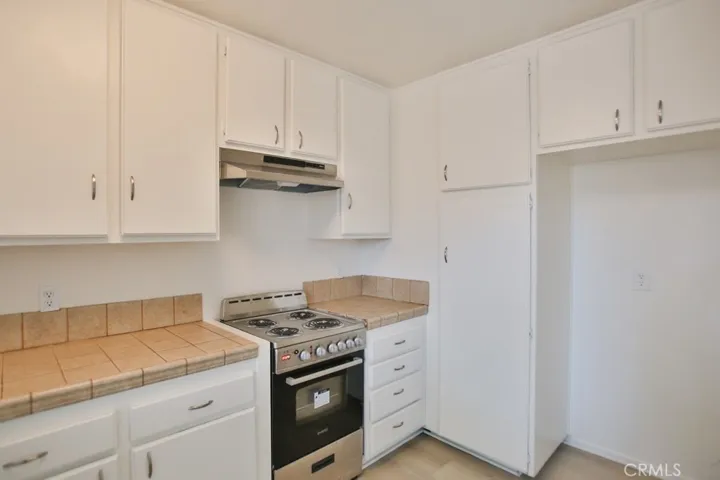 240 Carriage Drive D, Santa Ana, California 92707