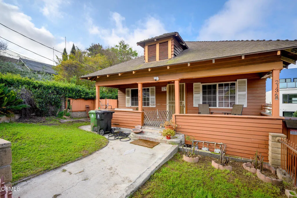 2132 2136 Branden Street, Los Angeles, California 90026 home-pic-5