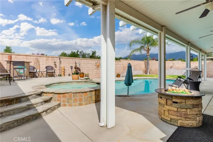 BackYard View to Pool