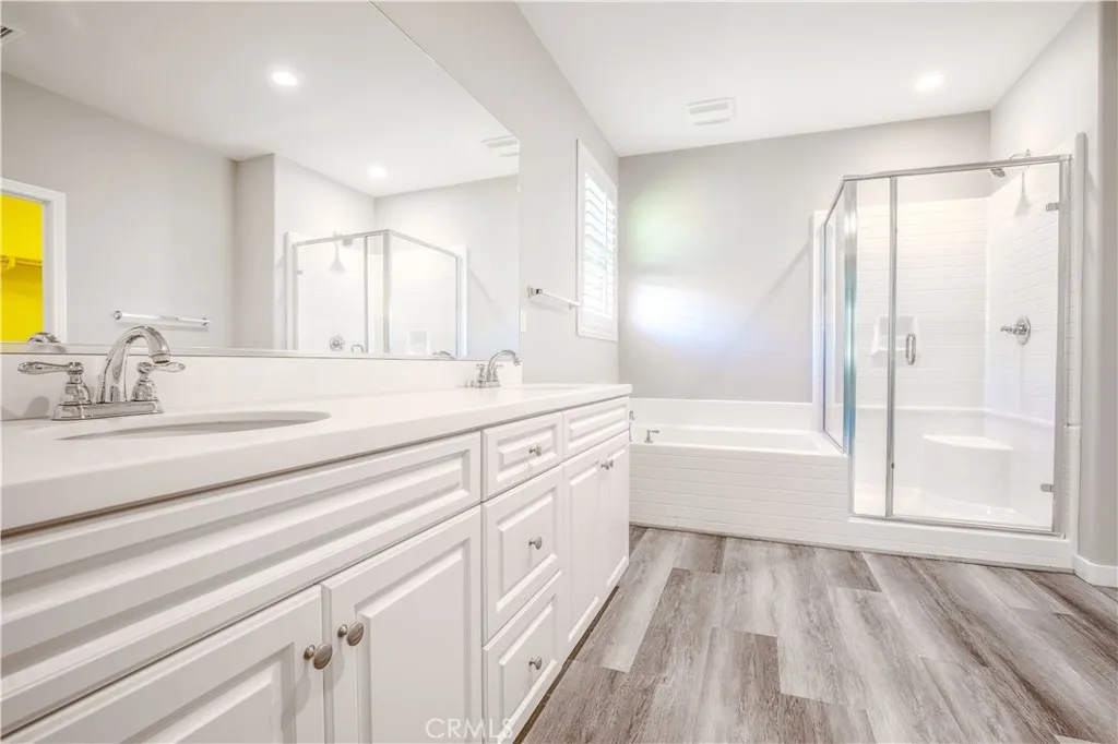 34899 Windwood Glen Lane, Murrieta, California 92563 home-pic-24