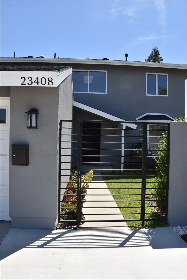 23408 Dorset Place, Harbor City, California 90710 home-pic-1