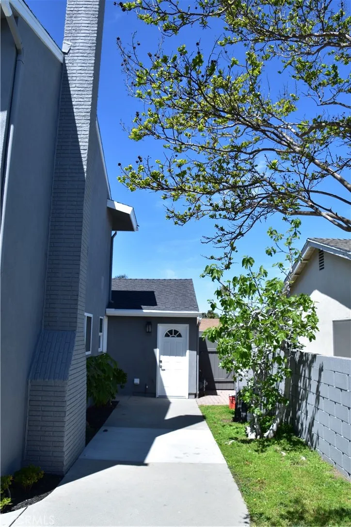 23408 Dorset Place, Harbor City, California 90710 home-pic-60
