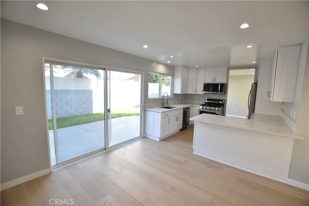 23408 Dorset Place, Harbor City, California 90710 home-pic-19