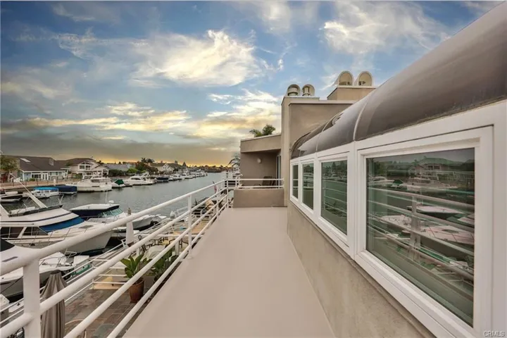 3294 Tempe Drive, Huntington Beach, California 92649