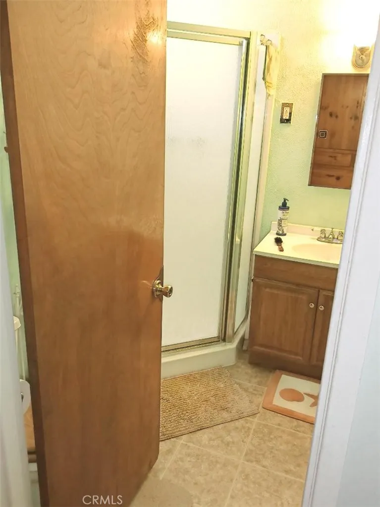 11392 Hawthorne Avenue, Hesperia, California 92345 home-pic-17