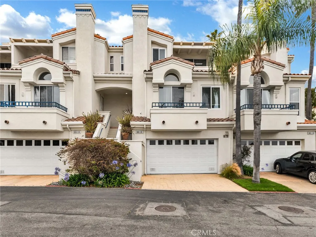 6451 Zuma View Place 115, Malibu, California 90265, 2 Bedrooms Bedrooms, ,3 BathroomsBathrooms,Residential Lease,For Rent,Zuma View,SR25069113