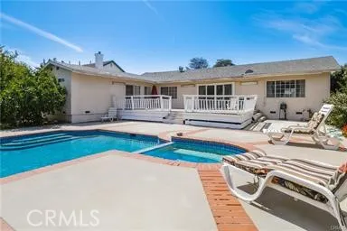 18047 Erwin Street, Encino, California 91316 home-pic-31