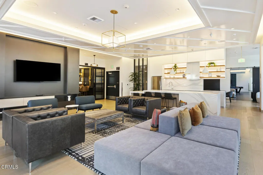 400 S Broadway 911, Los Angeles, California 90013 home-pic-23