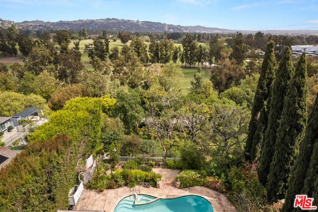 850 Birchwood Drive, Los Angeles, California 90024 home-pic-58