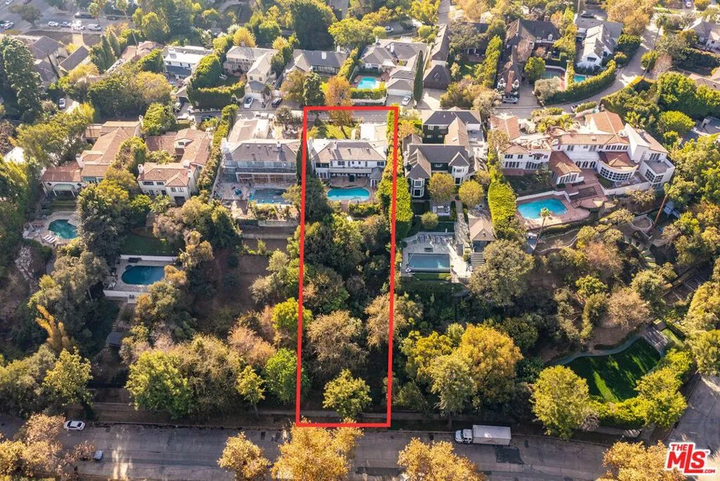 850 Birchwood Drive, Los Angeles, California 90024 home-pic-62