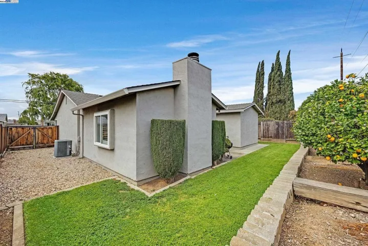 1124 Via Granada, Livermore, California 94550