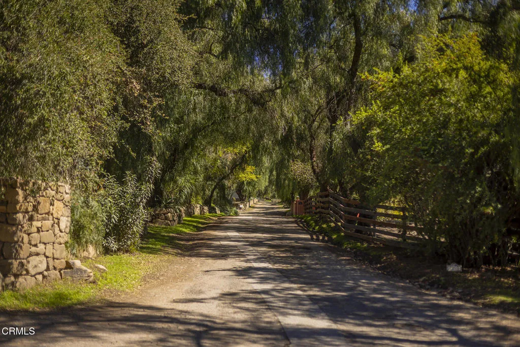 Horn Canyon Rd