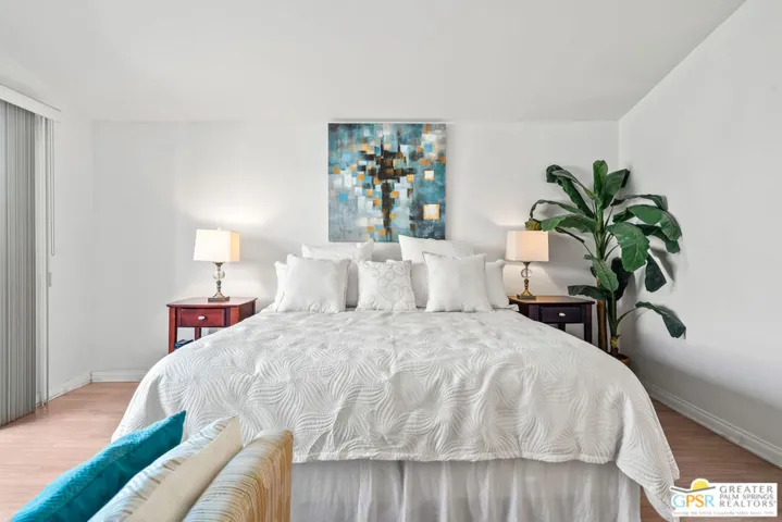 691 S Calle Petunia, Palm Springs, California 92262