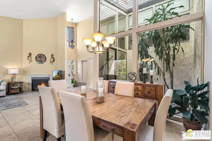 691 S Calle Petunia, Palm Springs, California 92262