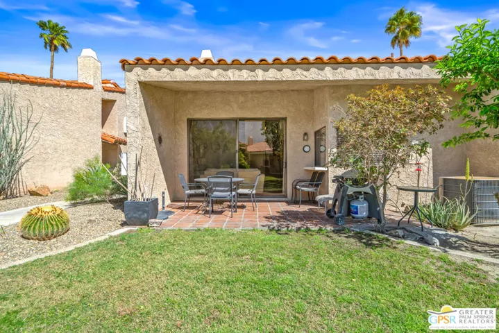 691 S Calle Petunia, Palm Springs, California 92262