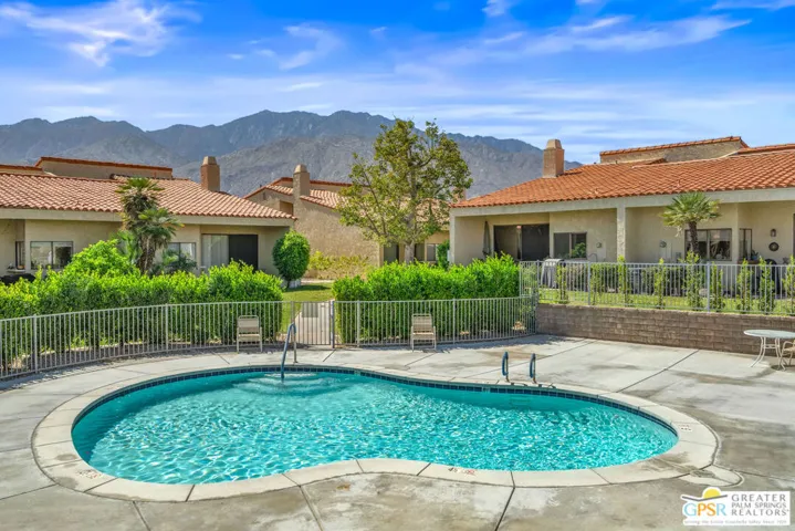 691 S Calle Petunia, Palm Springs, California 92262