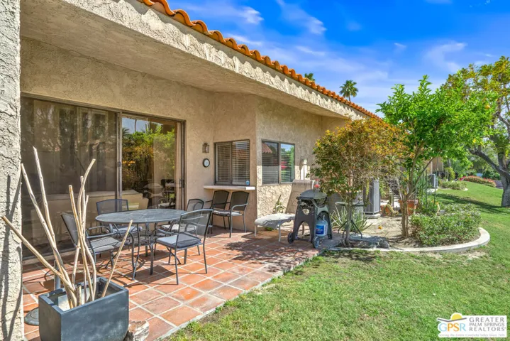 691 S Calle Petunia, Palm Springs, California 92262