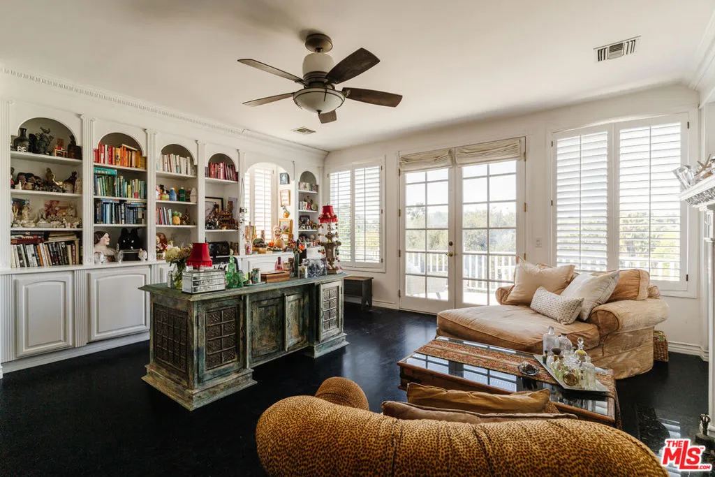 4244 Balcony Drive, Calabasas, California 91302 home-pic-22