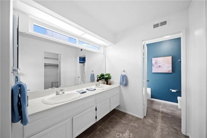 3742 Kelton Drive, Oceanside, California 92056